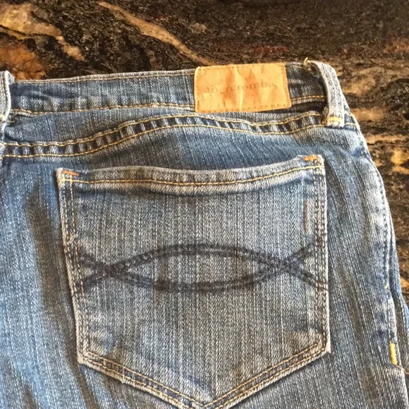 Abercrombie blue Jeans 2 pair! - Picture 6 of 6